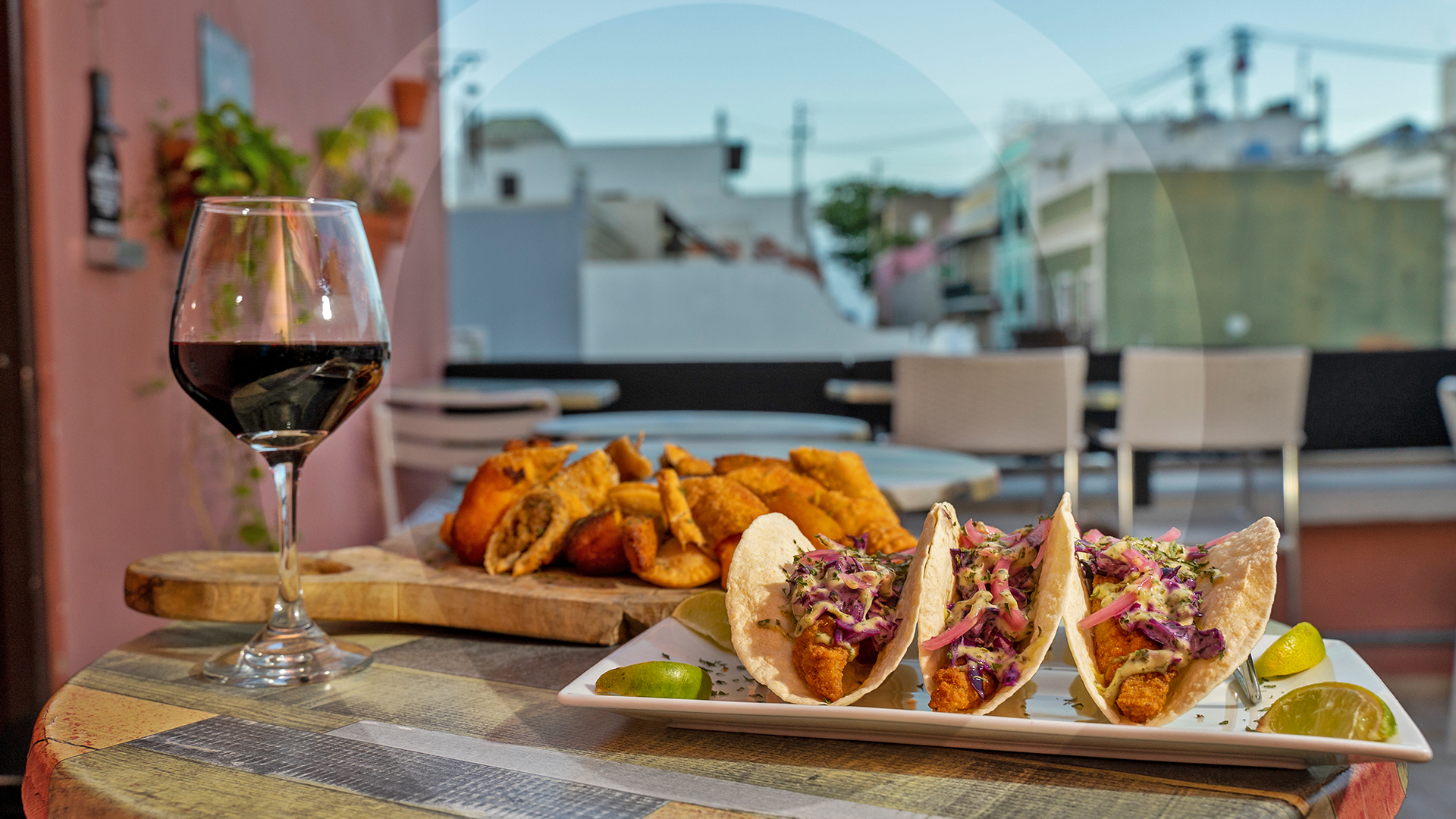 alFresco Rooftop Wine Bar - Disfruta de unaTabla Criolla con ...